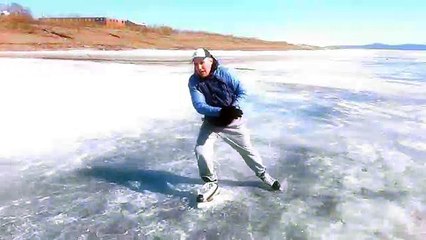 Катания на коньках Братском море