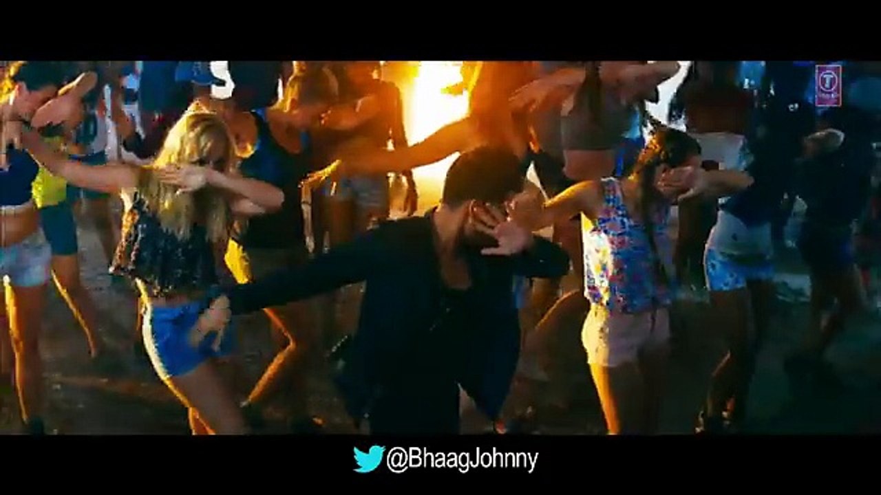 Yo Yo Honey Singh_ Aankhon Aankhon VIDEO Song _ Kunal Khemu, Deana Uppal _ Bhaag Johnny