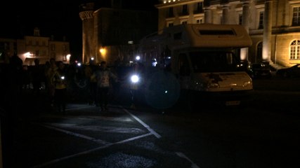 Arrivée de Patrick Malandain devant l'hôtel de ville