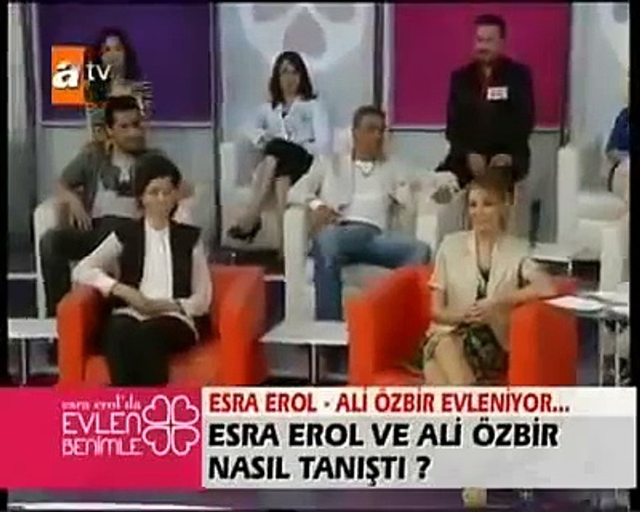 ALİ ÖZBİR PROGRAMA KATILIR VE ESRA EROL ONA TALİP OLUR..BUYRUN İZLEYİN -))
