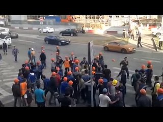 Keserlerle birbirine girdiler