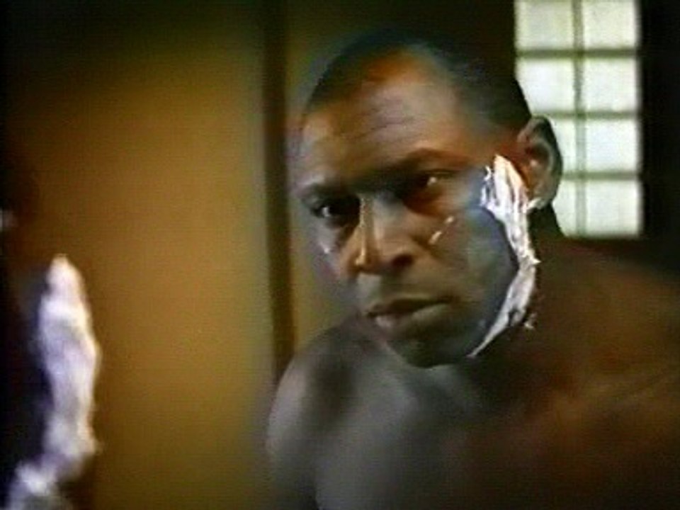 Funny Commerial BIC