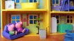 Peppa Pig George com medo cai da cama beliche Peppa Pig Portugues DisneyKids Brasil