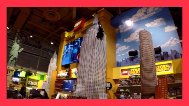 Lego toys r us New York | Empire State Building | Liberty Statue