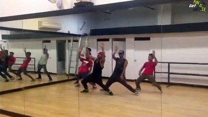 Yo Yo Honey Singh s Dance Rehearsal Before Shooting a  BLUE EYE S  Song