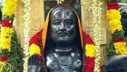 SRI RAGHAVENDRASWAMY AARADHANA IN CHICAGO: DANCE TO DEVARANAMA BY CHILDREN