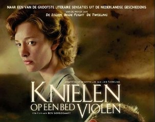 Knielen op een bed violen Full Movie