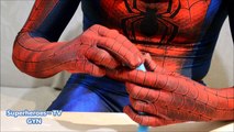 Örümcek Adam Oyun Hamuru / Spiderman / Real Life Superheroes Surprise Movie