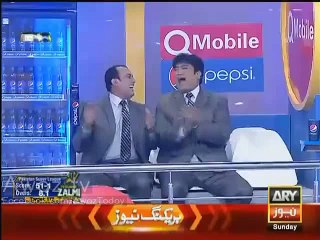 Aap Is BAT Ko Itni Gour Se Kyun Dekh Rahi Hain - Watch Reham Khan Funny Reply