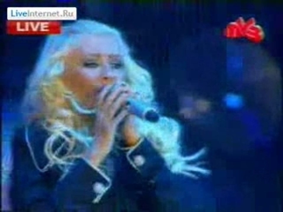 Christina Aguilera - Hurt @ Muz TV