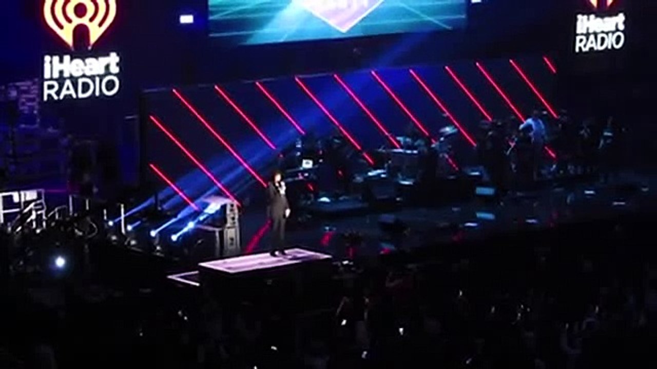 Kris Jenner bombarded with boos on stage at iHeart 80s concert