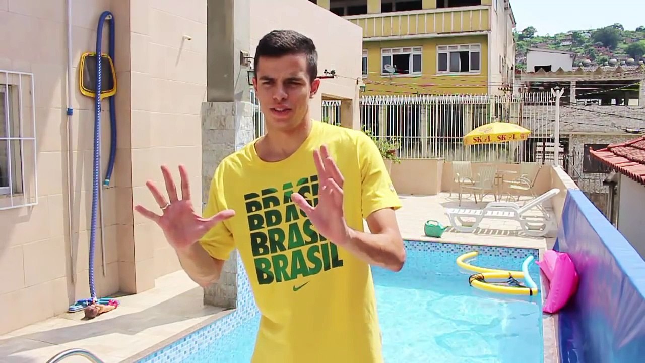 DESAFIO DO BASQUETE NA PISCINA! (ft. Juliana Baltar)
