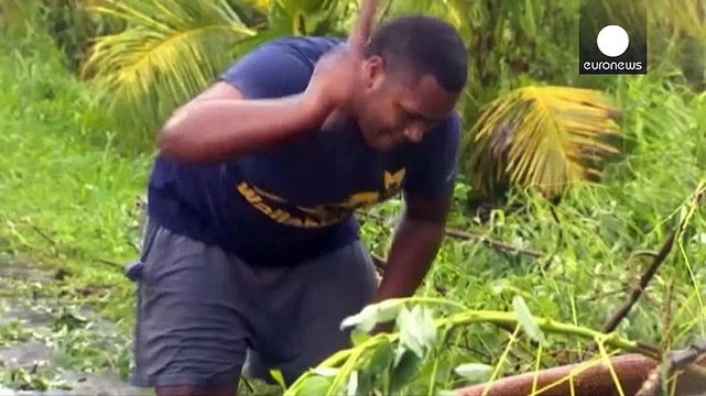 Острова Фиджи подсчитывают ущерб после мощного циклона