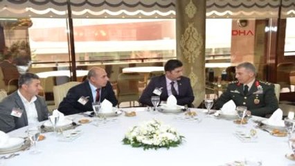 Anadolu Köy Korucuları ve Şehit Aileleri Konfederasyonu, Orgeneral Akar'ı Ziyaret Etti