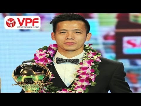 Quả bóng Vàng 2015 khó thoát khỏi tay Văn Quyết