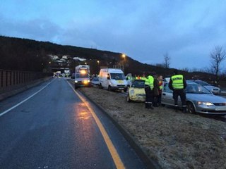 Norveç'te 60 araç birbirine girdi