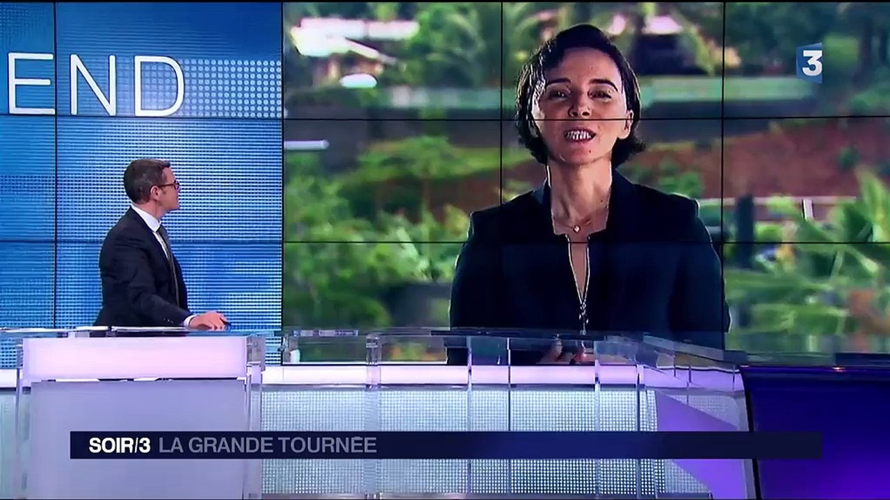 Wallis : François Hollande découvre les traditions locales