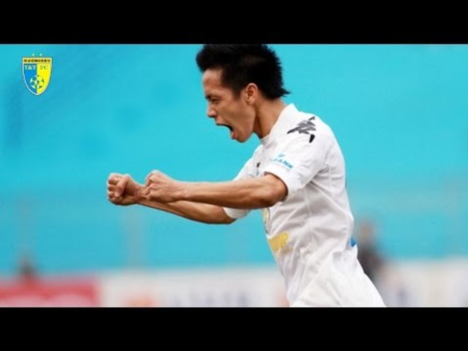 Pha dứt điểm nghệ thuật của Văn Quyết | T&T