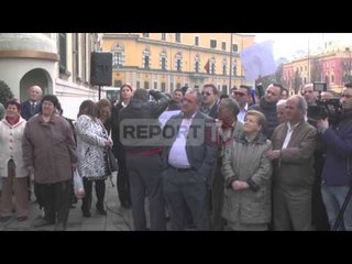 Reprot TV - Protesta për parkun tek liqeni, flasin Bogdani e Strazimiri