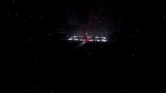 U2 - Vertigo (2015 Live in Paris iNNOCENCE + eXPERIENCE)