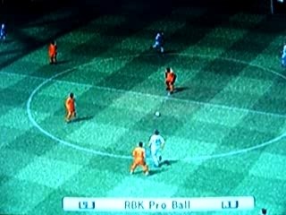 Frappe de loin eto'o