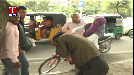 Woman Slapped Eve Teaser With Slipper At Necklace Road