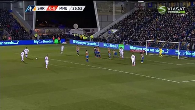 Memphis Depay Free-Kick Hits Anthony Martial Face - Shrewsbury v. Manchester United 22.02.2016 HD -