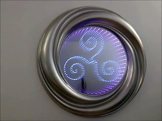 Infinity Mirror - Oye' Meta