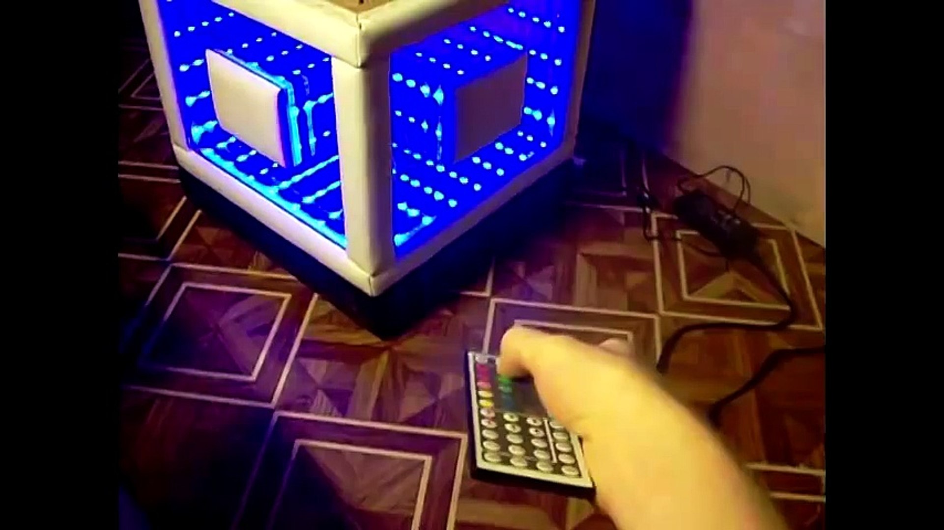 ⁣Infinity mirror, Бездонное зеркало, Бесконечное зеркало