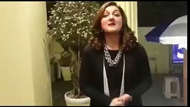 Director Sahab Film Ko Bright to karain - Ayesha Sana Asking to Director Nasir Khan of Film Bachaana