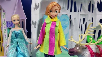 下载视频: Frozen Elsa Finds A Snow Cabin DOLLHOUSE Barbie, Disney Princess Anna, Kristoff, Spiderman Toys