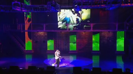 Eminem Mockingbird [ live 2016 ] in New York