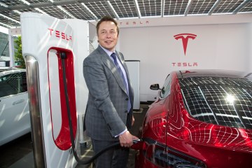 Musk Gets Tesla.com Domain Name After Waiting a Decade