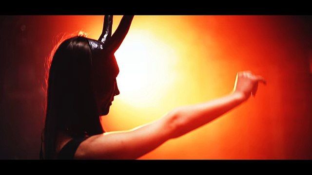 FOX FEAT. MILOS ATANACKOVIC - GRAD BOLA Official Video ᴴᴰ