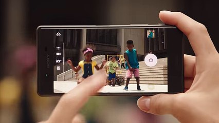 Official Xperia X video from MWC 2016 – our new 5” curved smartphone from Sony