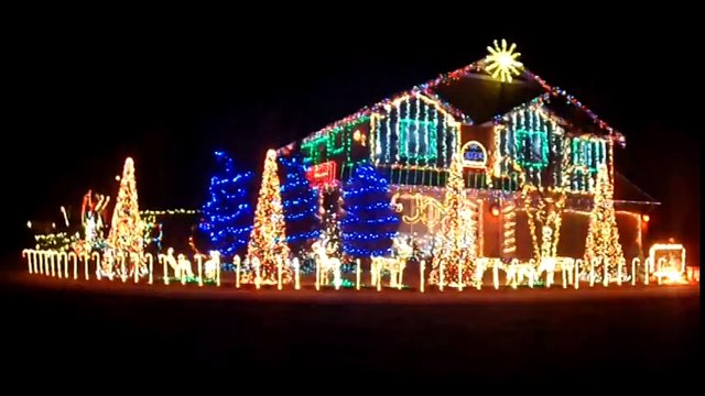 Cadger Dubstep Christmas Lights House - First Of The Year (Equinox) by Skrillex