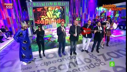 La chirigota de Zapeando- 'Sabemos que a veces cuesta pero que nadie se eche la siesta'