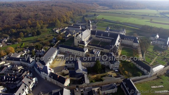 Fontevraud et son Abbaye Royale en automne 1