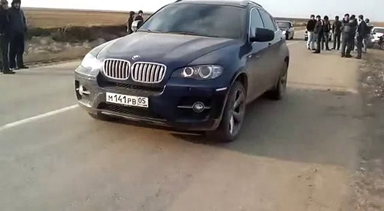 Кто быстрее ВАЗ 2112 или Бимер Х6