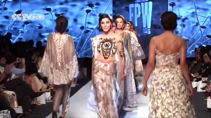 2015 Pakistan Fashion Week kicks off in Karachi