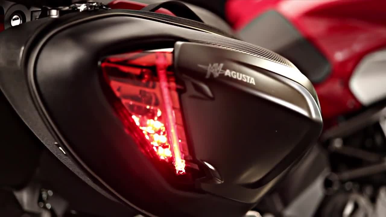 2015 MV Agusta Stradale 800