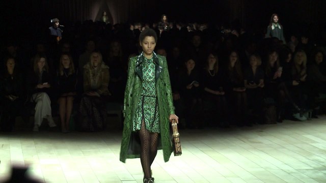 Mode: défilé Burberry à la Fashion Week de Londres