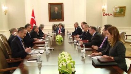 Başbakan Davutoğlu, İtalya Dışişleri Bakanı Gentiloni'yi Kabul Etti