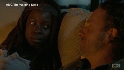 Rick & Michonne get intimate in The Walking Dead