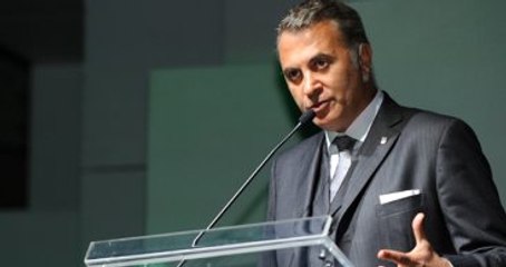 Fikret Orman, Taraftara Üçlü Çektirdi