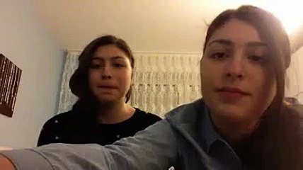 Sena ve Seda ikiz kardeşlerden Karyolamın Demiri