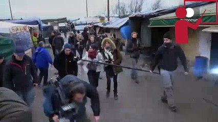 Jude Law and others push for ‘Jungle’ children to be protected