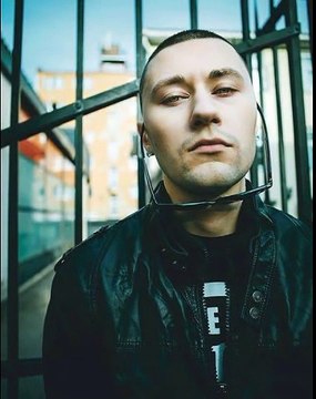 Suur papa - Estonian Business