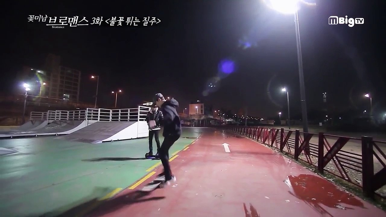 [ENG SUB] Celebrity Bromance EP.3 - "Fierce Race“, V(BTS) & Minjae