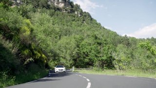 Mercedes AMG C 63 - DRIVING